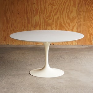 Vintage Knoll 54” Tulip Table by Eero Saarinen