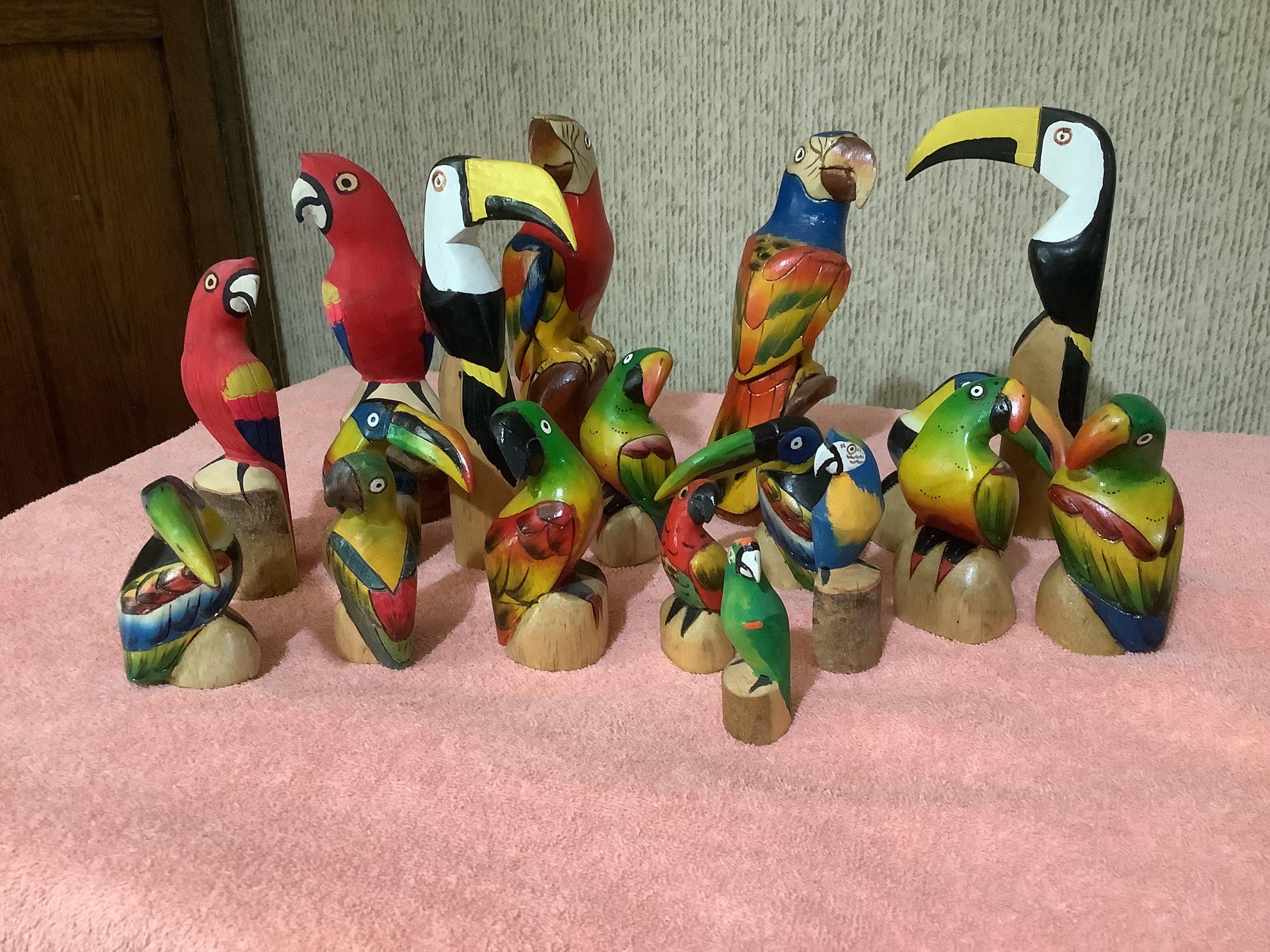 18 hand carved hand painted tropical birds, balsa wood, parrots, toucan. tiki birds . colorful carved tropical birds