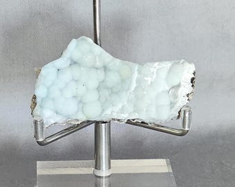 Hemimorphite and Wulfenite Specimen from the Barking Spider/Finch Mine in Arizona   SP-118