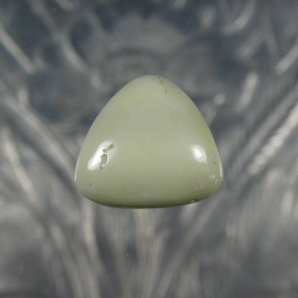 Lemon Chrysoprase Cabochon Triangle cabochon with a nice green / yellow or light Chartreuse color   C-2620