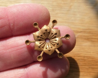 Vintage copper plated findings.  Snowflake or flower , copper plated  24mm x 24mm  F-104