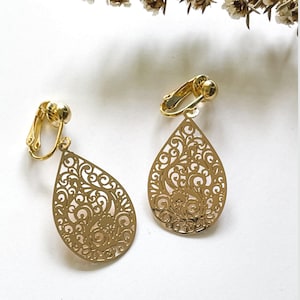 Gold Clip On Earring, Non Pierced Earrings,  Unpierced Earring, Fake Earrings, Unpierced Ear, Statement Clip Ons, Teardrop Clip On for Women