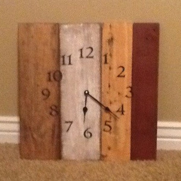 Neutral Reclaimed Pallet Wood Clock