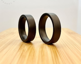 Eden / Anello piatto minimalista in ceramica con finitura opaca nera / Fede nuziale moderna - 6 MM