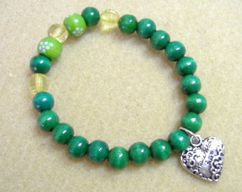 Groene boho armband met hout