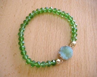 Bracelet en verre vert automne