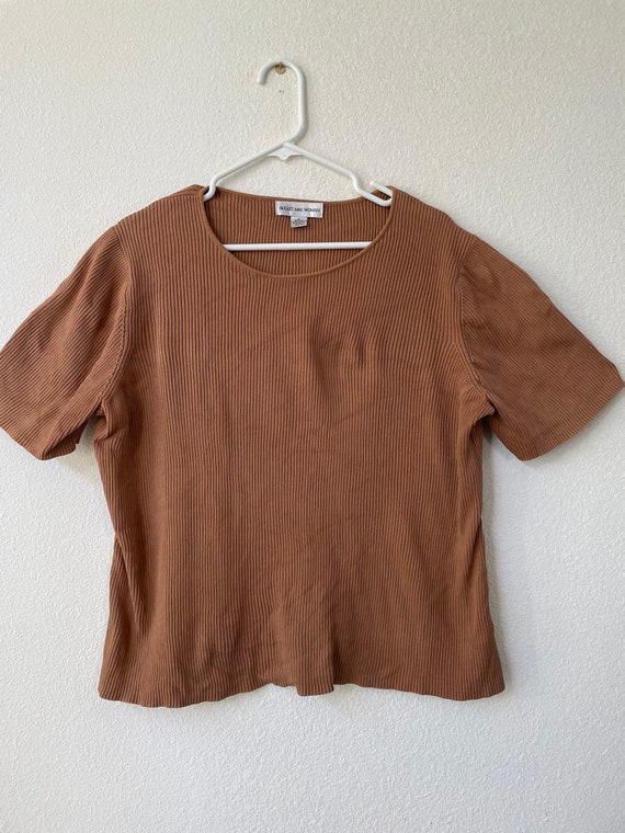 Camel short sleeve sweater shop
