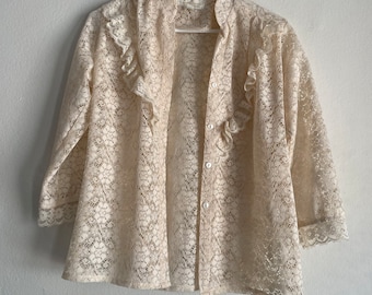 Parisian Style Romantic Lace Blouse with Long Sleeves
