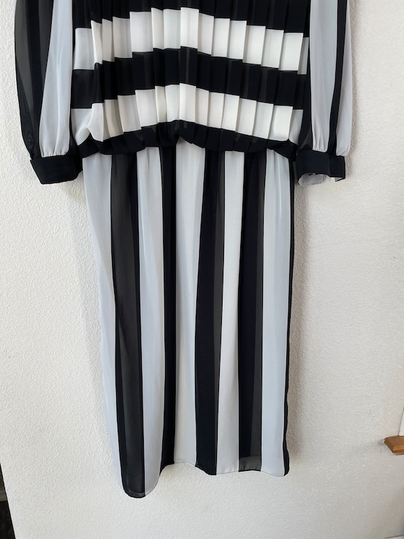 Vintage black and white striped mock neck 1940s s… - image 2