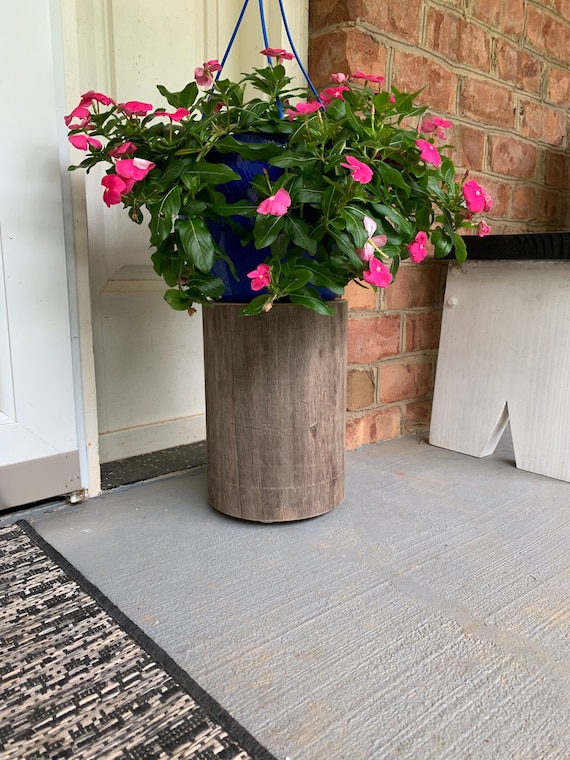 Rustic Weathered Gray Poplar Flower Pot Stand - 6-7" diameter Custom Heights Available