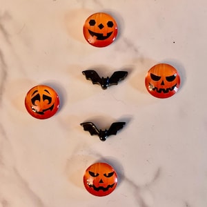 Jack O Lantern and Bat Magnets - Halloween Magnets - Pumpkins and Bats - Halloween Decorations