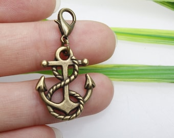 4 Anchor charms antique bronze tone BC32