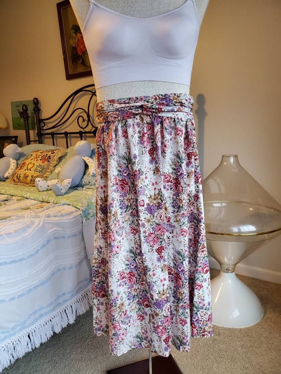 Shabby Chic Mori Girl Button up Full Length A-line Skirt Size Medium 90/'s Vintage Cream Floral Rayon Grunge Skirt 30 Waist
