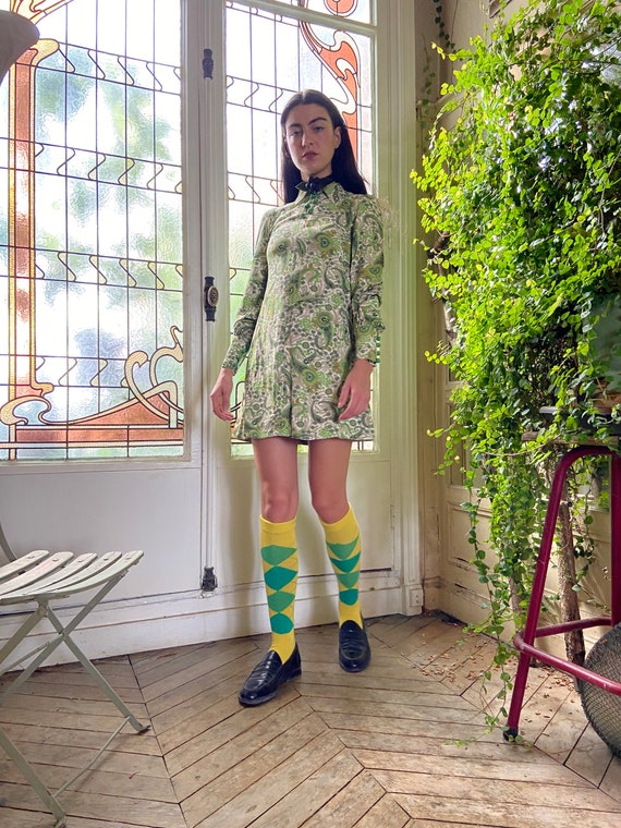 1960s handmade green paisley mini dress, bishop sl