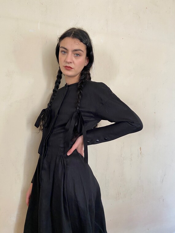 1980s Claude Montana black linen dress, snap fast… - image 5