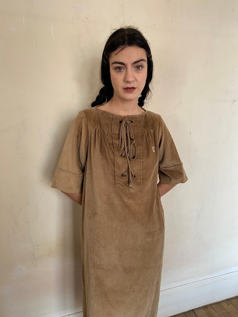 1970s Ted Lapidus brown corduroy tent dress, lace up front, logo embroidery, side pockets / small medium Bild 4