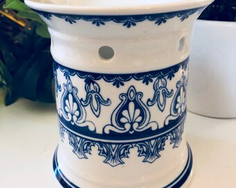 BLUE WHITE BOMBAY Warmer Chinoiserie Decor Candle Holder