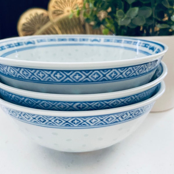 BLUE AND WHITE, Vintage Chinese Rice Grain Jingdezhen Porcelain Bowl, Grain, Big