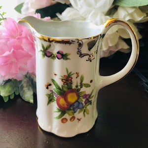 VINTAGE Yorkshire GODINGER CREAMER