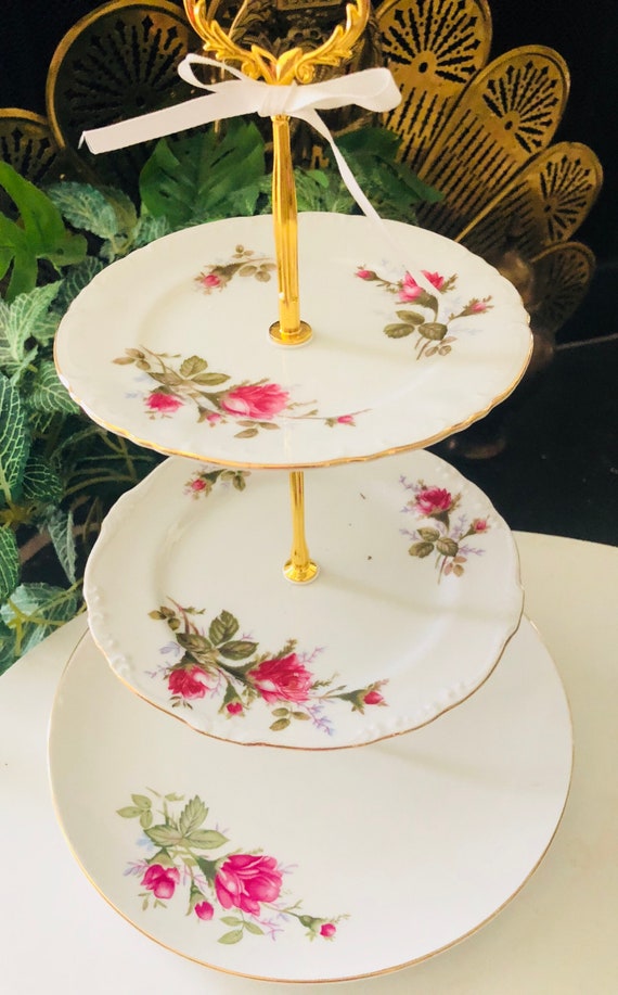 MOSS ROSE CAKE Stand, 3 Tier Serving Tray, Dessert Table, Wedding Bridal Shower Centerpiece, Shabby Chic Il_570xn