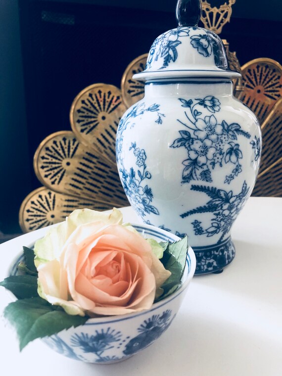 BLUE WHITE GINGER Jar, Chinoiserie Decor, Floral Chintz, Two Sided Il_570xn