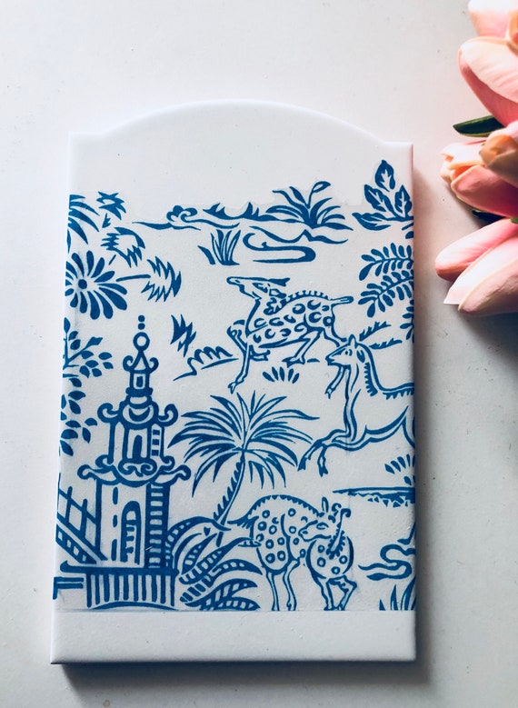 BLUE WHITE CHINOISERIE Pagoda Cutting Board, Decorative Wall Hanging, Gift Idea, Kitchen Decor Il_570xn