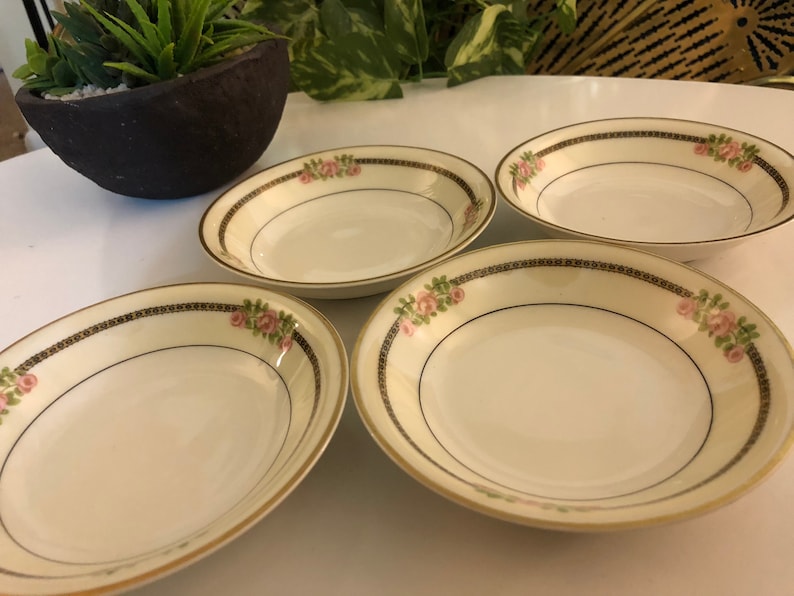 Vintage China France Wedding China Shabby LIMOGES ANTIQUES SET 4 Pieces Berry Bowls Bridal Gift Thiodore Haviland Cottage Chic
