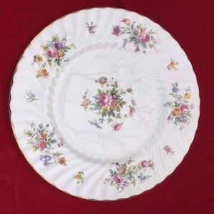 Minton Marlow, Dinner Plate 10 5/8&quot; Bone China Vintage Rimed Dish