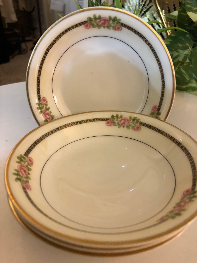 Vintage China France Wedding China Shabby LIMOGES ANTIQUES SET 4 Pieces Berry Bowls Bridal Gift Thiodore Haviland Cottage Chic
