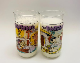 Vintage Flintstones Glasses Set – 1990s Cartoon Collectibles with Fred & Wilma