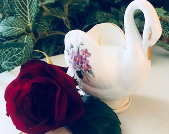 WEDDING BRIDAL CANDLE Decor, Porcelain Swan