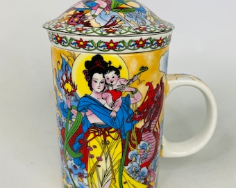 Chinoiserie Tea Cup: Vintage Porcelain Mug with Tea Strainer