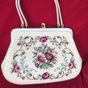 Vintage Embroidered Petite Point Floral Purse – Kiss Lock Summer Handbag with Rose Motif