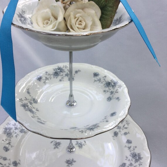 Wedding 3 Tier Cake Stand,Tiered Cupcake Tower,Tiered Serving Tray, Cupcake Tower,Johann Haviland Plate ,Blue Garland Plate, Il_570xn