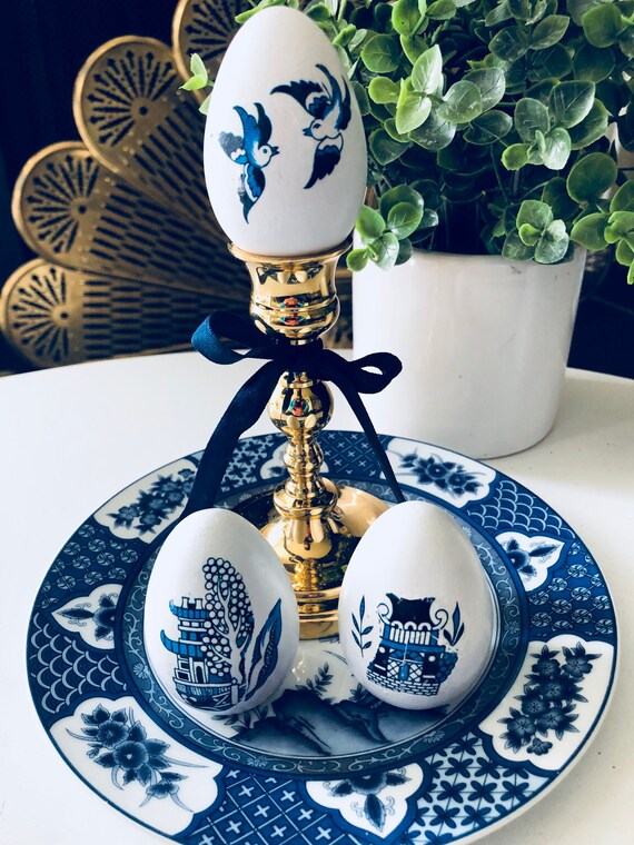 BLUE WHITE, EASTER Eggs, Chinoiserie Decor, Blue Willow, Pagoda, Hand Painted, Solid Wood Il_570xn