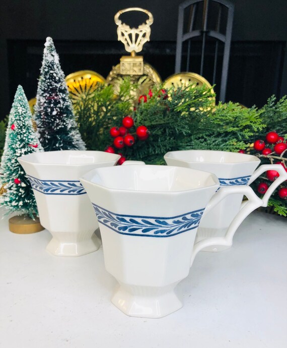 Blue Tulip By Independence Footed CUPS BLUE WHITE Set Of 3 Vintage 