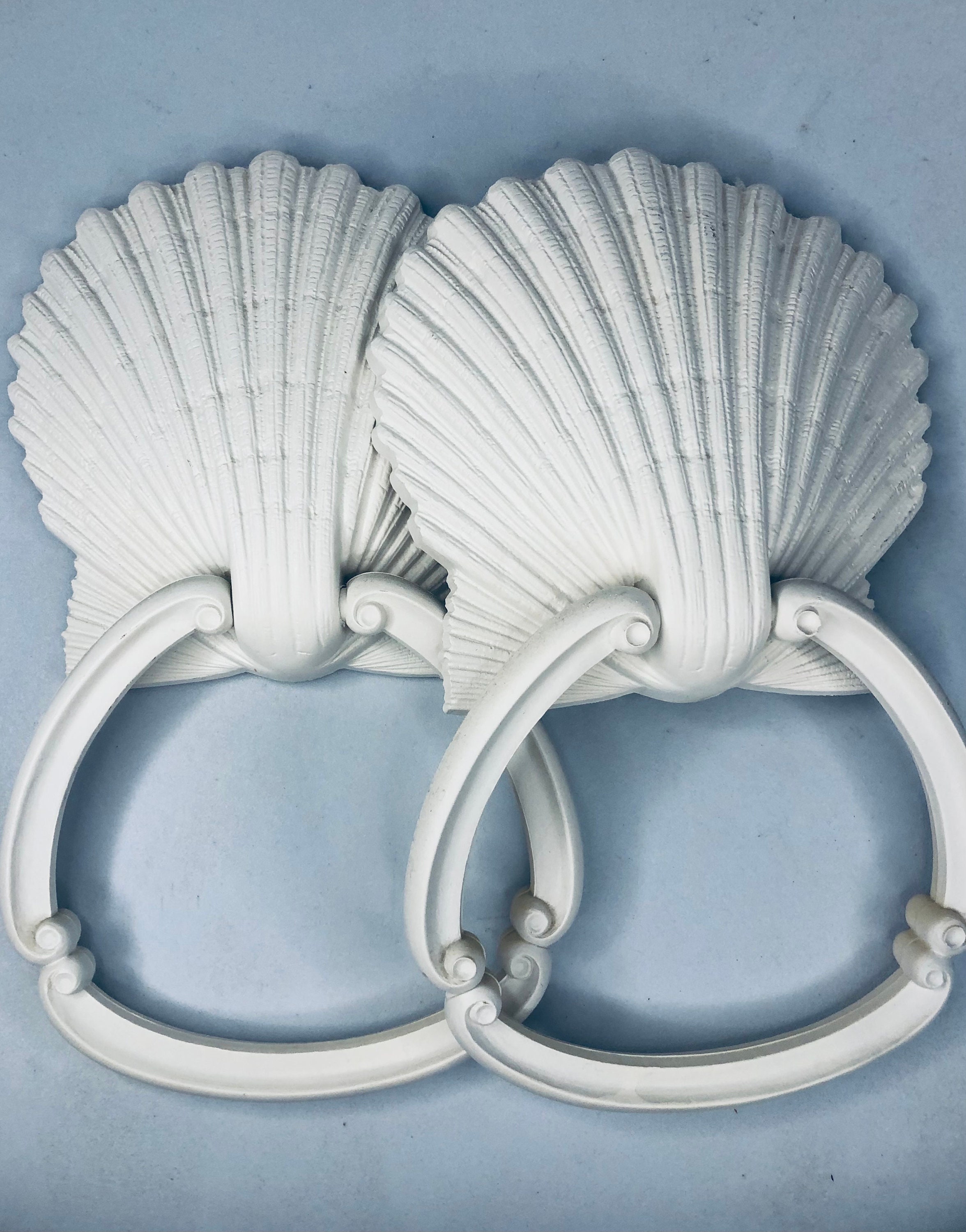 Shell towel hotsell ring