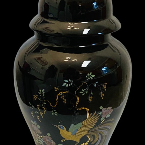 CHINOISERIE CHIC VINTAGE Porcelain Black Ginger Jar Black GoldI’m