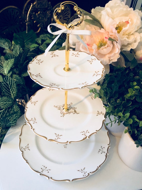 WHITE GOLD CAKE Stand, Royal Doulton Montaigne, Bone China, Tea Party, Gift Idea, Classy Porcelain Il_570xn