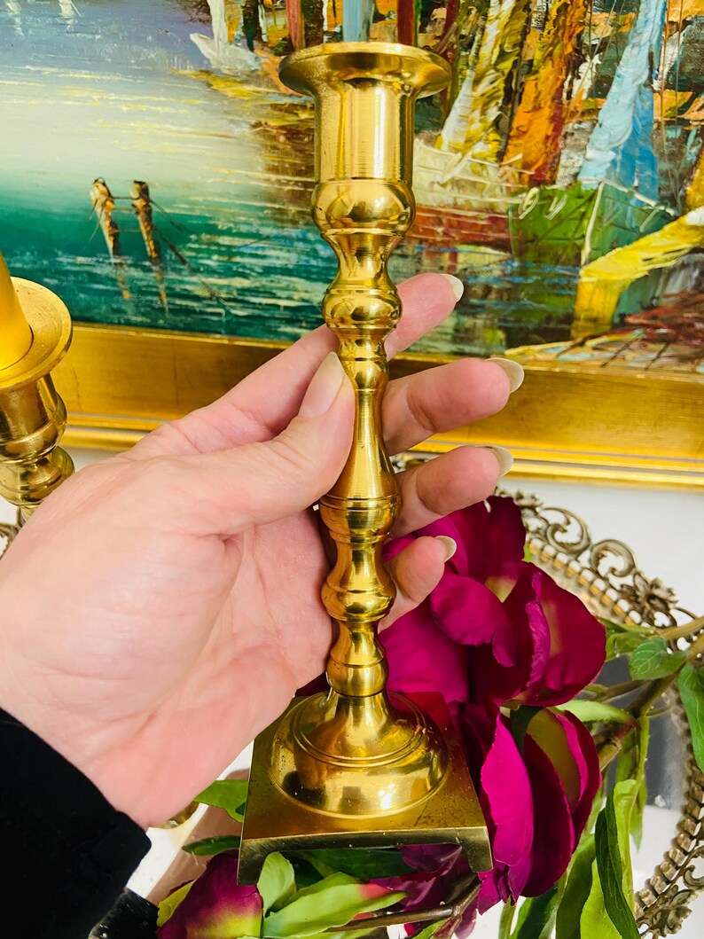 Vintage Brass Candleholders | Hollywood Regency Pair | Elegant Brass Taper Holders | Midcentury Decor Bild 8