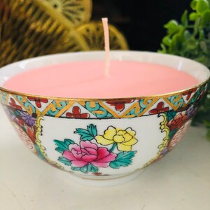 ROSE Famille MEDALLION CANDLE in Bowl, Chinoiserie Chic, Pink Gold, Luxury Home Decor, Scented Black Teakwood