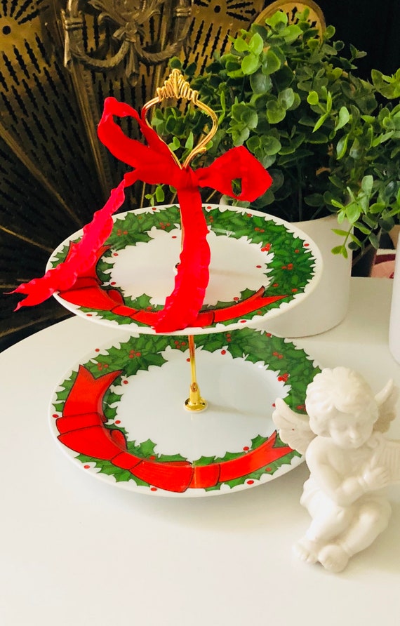 CHRISTMAS CAKE STAND, Red Green, Gift Ideas, Serving Tray, Holy Wreath, Fitz Floyd Plate Il_570xn