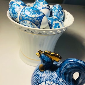 BLUE WHITE Eggs Decor Gift Chinoiserie Collectible