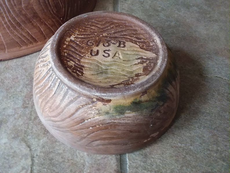 Beautilful Vintage California Pottery 613A /& 613B USA Excellent Condition Retro Yellow and Green Chip and Dip Unique Wood Grain Exterior