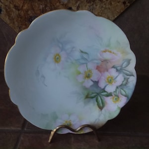 Gorgeous Limoges Antique Hand Painted Plate, Measures 8.25&quot; in Diameter, Artist Signed G.M. Ellison, Excellent Condition, Muted Soft Flowers