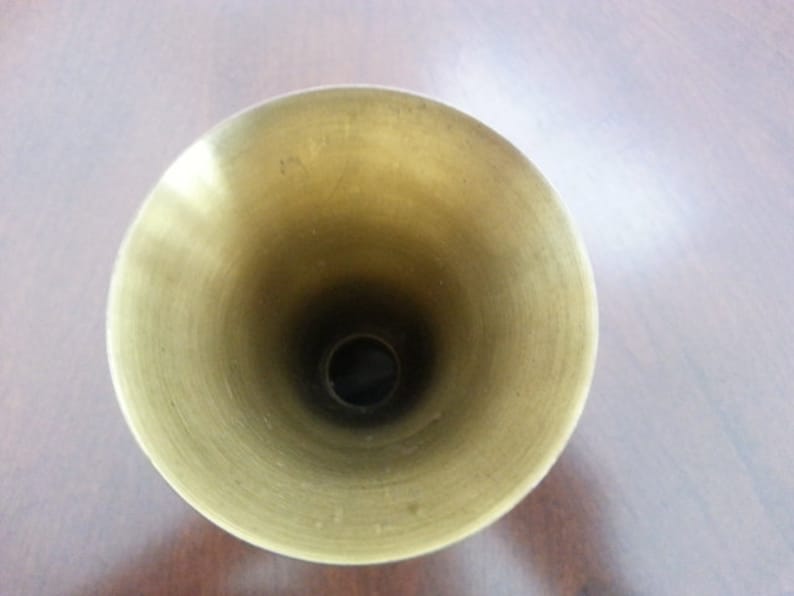Vintage Robin/'s Egg Blue Hand Painted Delft Trumpet Vase Gorgeous Green Blue Marbled Look In Excellent Condition