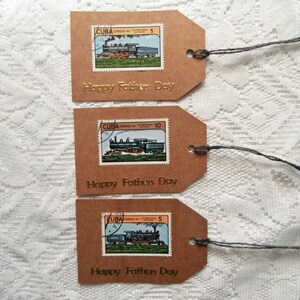 3 Étiquettes cadeaux happy father’s day - Eco Friendly Railway Postage Stamp Tag Set - Collection recyclée - Timbres de train