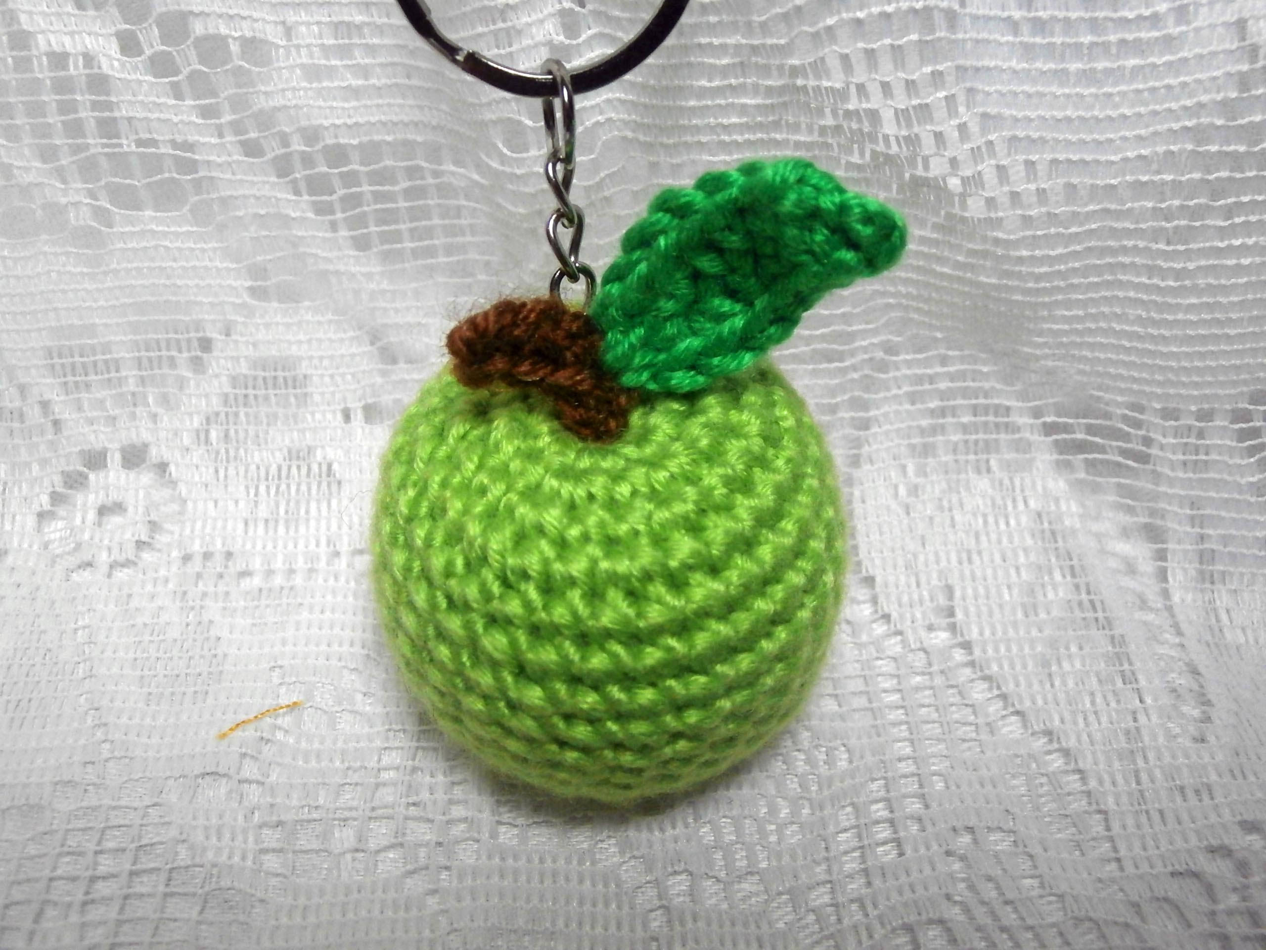 Crochet Apple Keyring - Amigurumi Keychain Knit Miniature Fruit - Play ...