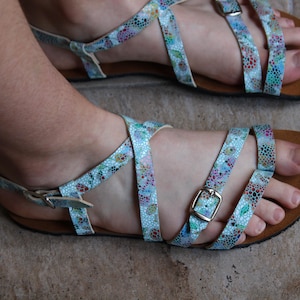 Barefoot ONNA, Drawn sea color, New Collection 2025, 20% off, Vegan sandals, Barefoot sandals, with Vibram supernewflex soles 4 mm.