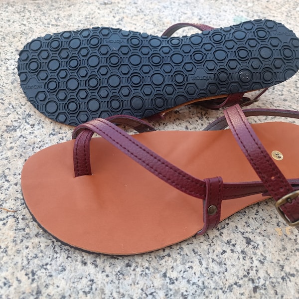 BAREFOOT PELEO Burgundy, 20% off promotion, Vegan sandass, cruelty-free sandals, eco-friendly, summer vegan sandals